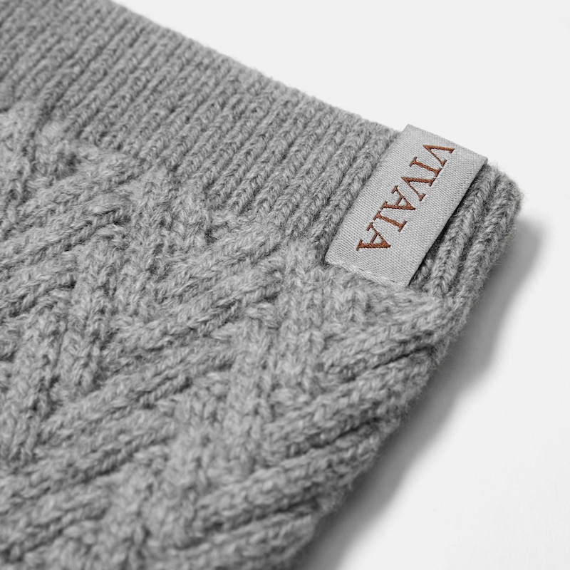 Textured Knit Leg Warmers (Peonie), Light grey, one-size | VIVAIA