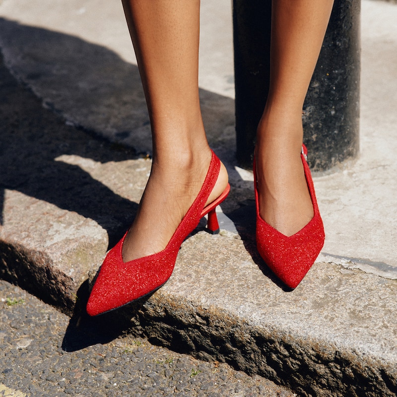 Pointed-Toe Slingback Heels (Addison), Silver Hibiscus, EU43 | VIVAIA