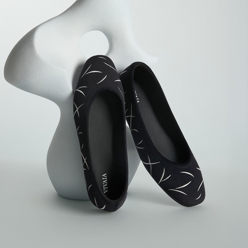 Mini Square-Toe Velvet Flats (Jazura), Black Embroidery, EU37.5 | VIVAIA