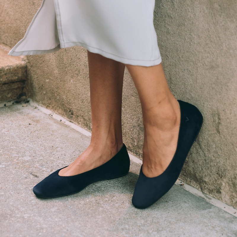 Mini Square-Toe Velvet Flats (Jazura), Navy, EU40 | VIVAIA