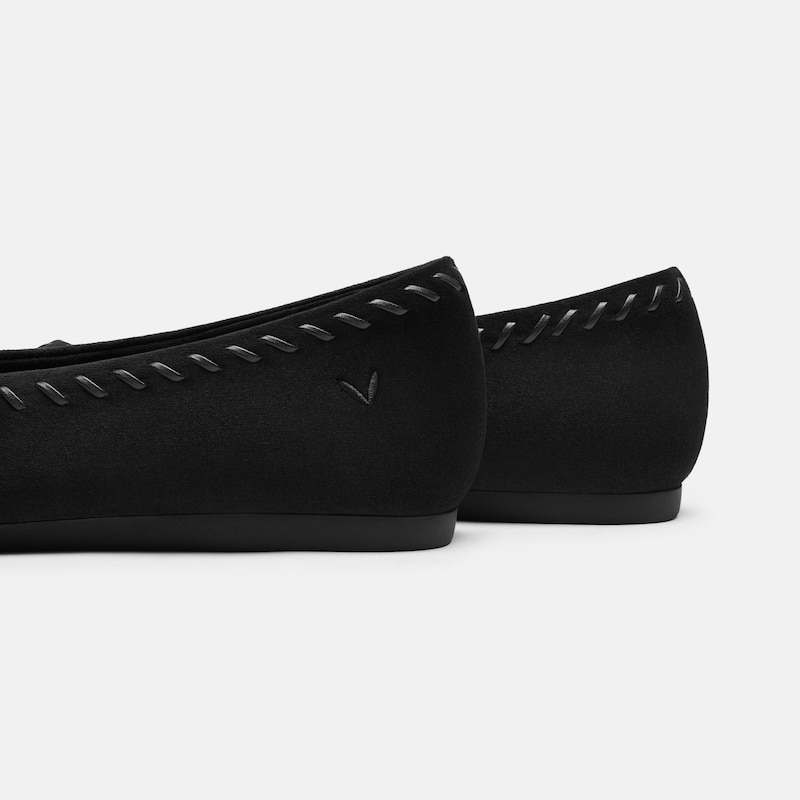 Velvet Whipstitched Ballet Flats (Alasia), Black, EU35 | VIVAIA