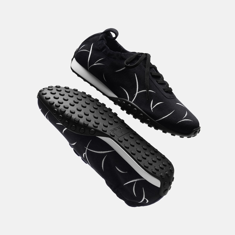 Velvet Casual Sneakers (Laban), Black Embroidery, EU40 | VIVAIA