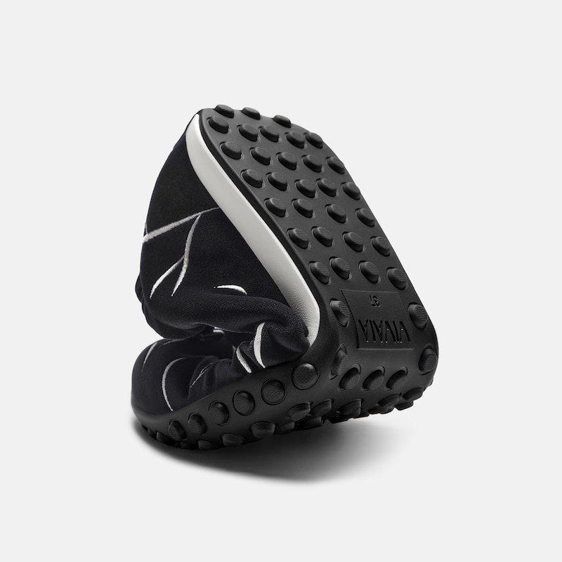Velvet Casual Sneakers (Laban), Black Embroidery, EU40 | VIVAIA