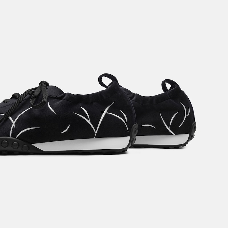 Velvet Casual Sneakers (Laban), Black Embroidery, EU40 | VIVAIA