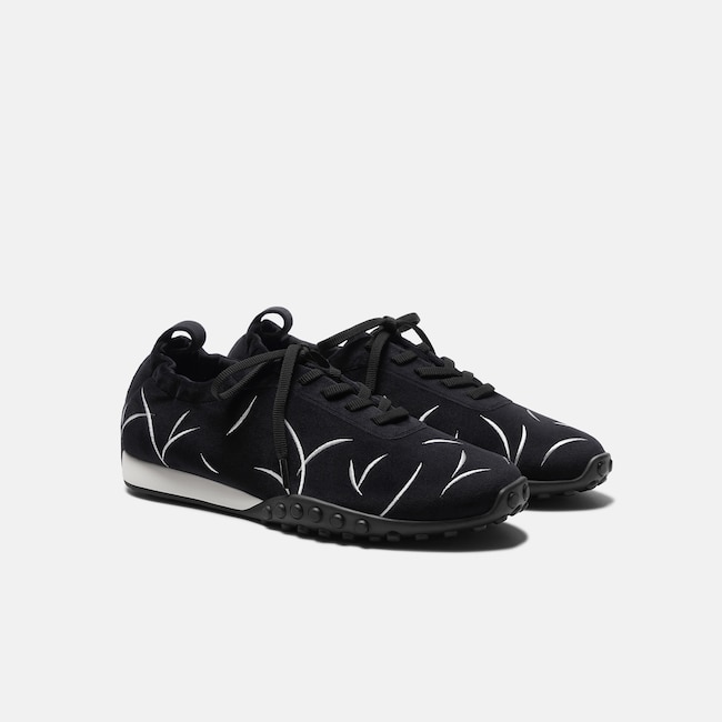 Velvet Casual Sneakers (Laban) - Black Embroidery