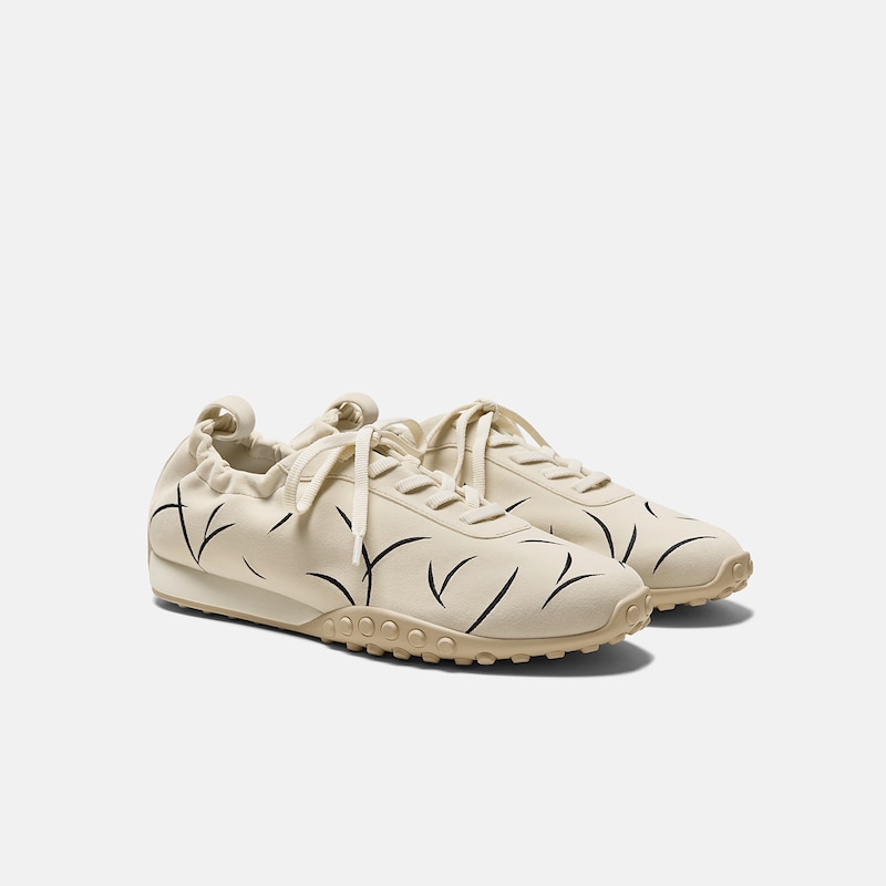 Velvet Casual Sneakers (Laban), Cream Embroidery, EU38 | VIVAIA