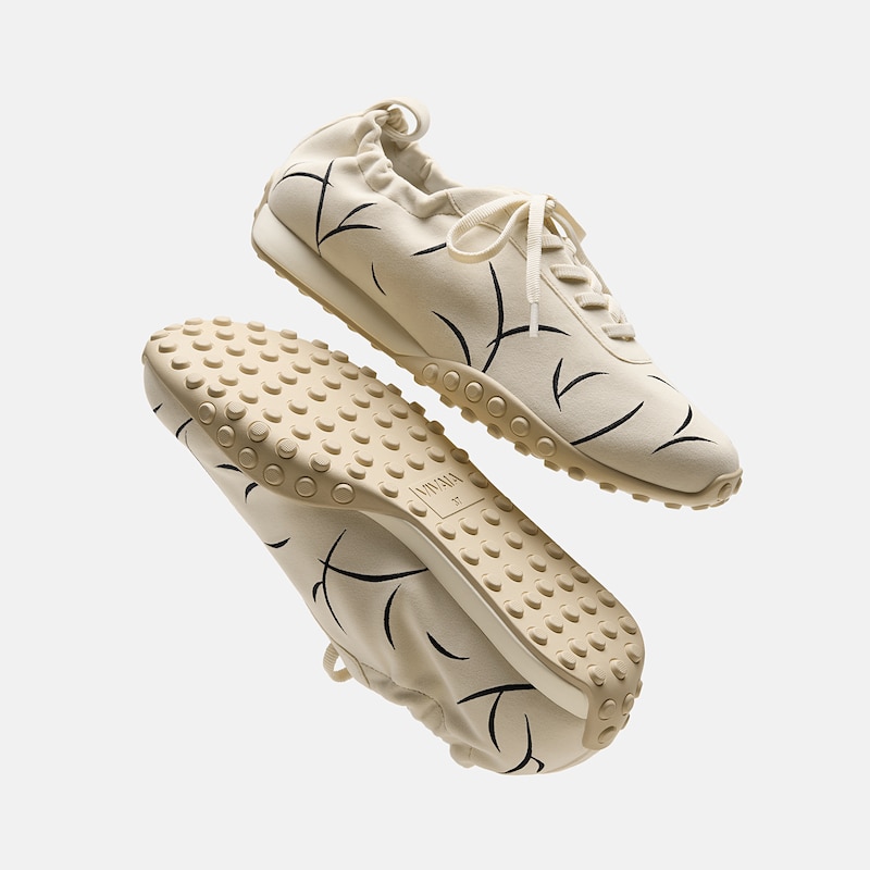 Velvet Casual Sneakers (Laban), Cream Embroidery, EU38 | VIVAIA