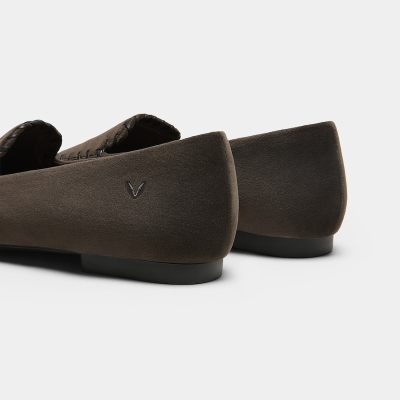 Velvet Whipstitched Loafers (Siena), Amber Brown & Black, EU41 | VIVAIA