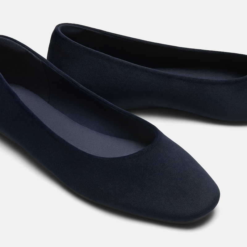 Mini Square-Toe Velvet Flats (Jazura), Navy, EU40 | VIVAIA