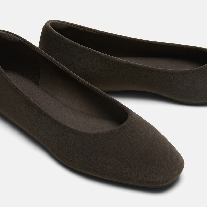 Mini Square-Toe Velvet Flats (Jazura), Amber Brown, EU40 | VIVAIA