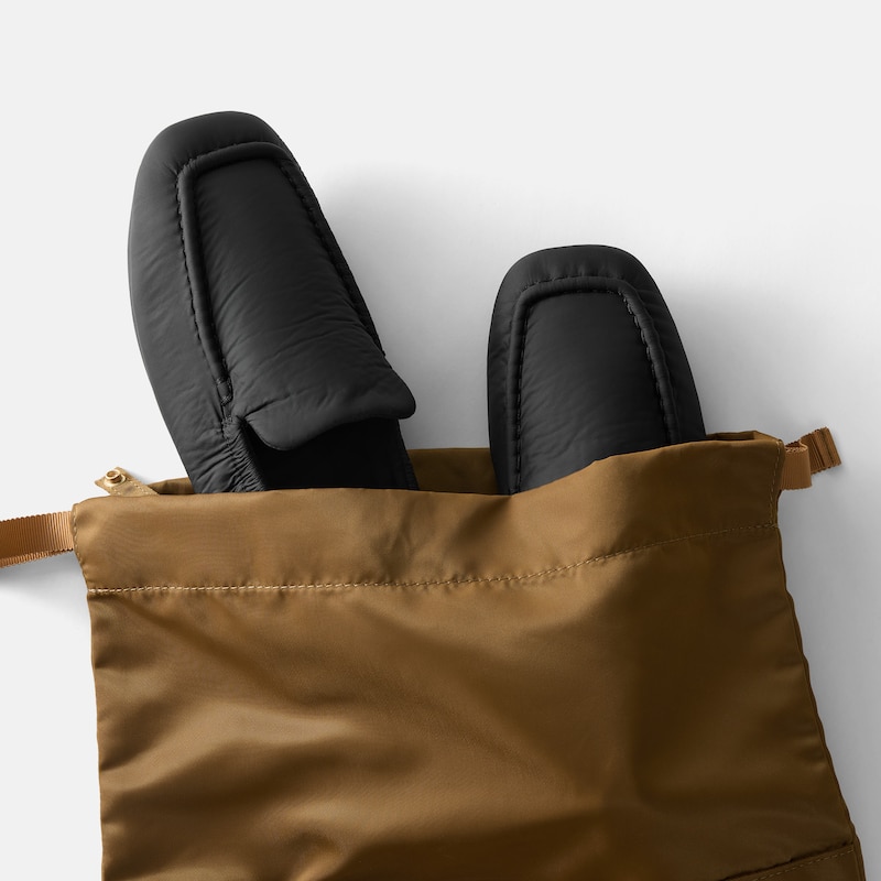 Nylon Travel Loafers (Avoir), Black, EU35 | VIVAIA