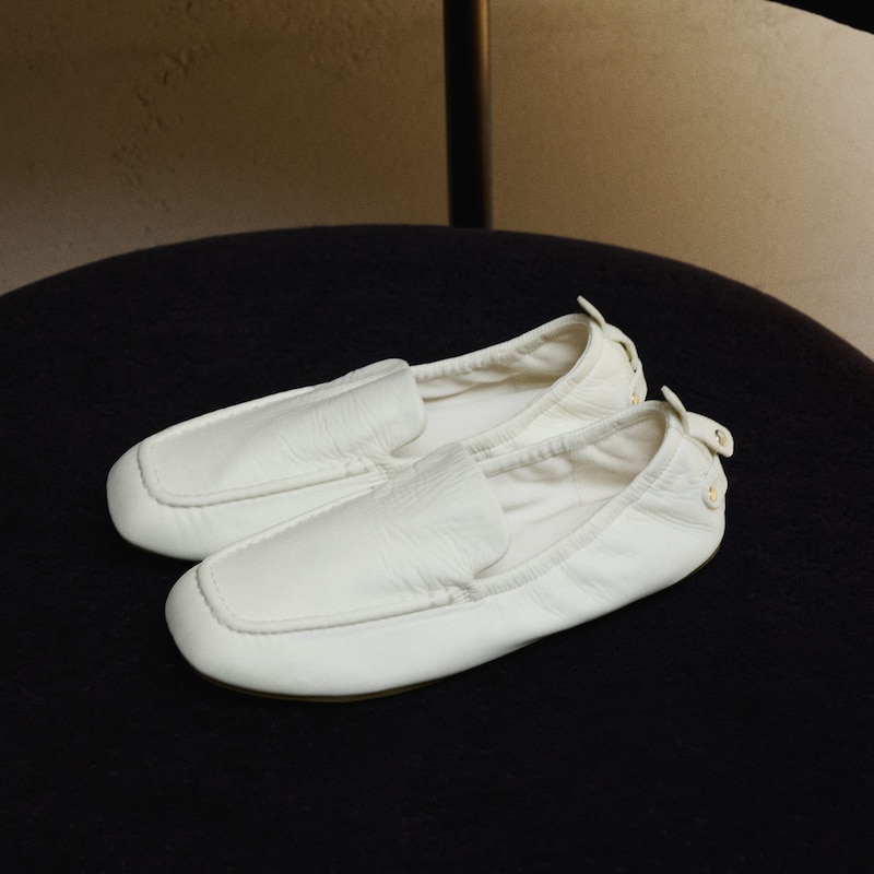 Nylon Travel Loafers (Avoir), Seashell, EU46 | VIVAIA