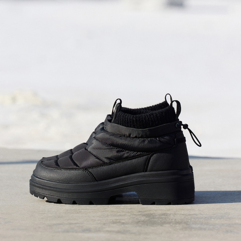 Waterproof PufferTherm Warm Boots (Tyler), Solid Black, EU40 | VIVAIA