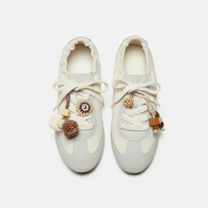 Round-Toe Jogger Sneakerina (Yancy), Cream & Light Grey, EU39 | VIVAIA