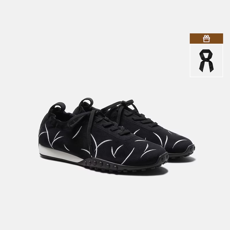 Limited Edition | Velvet Casual Sneakers (Laban), Black Embroidery, EU41 | VIVAIA