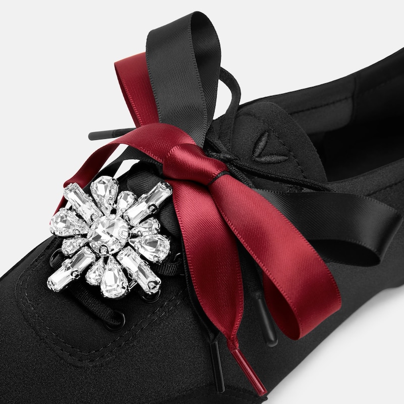 VIVAIA × NYCB Jewels Ribbon Laces & Charm Set (Seraphine), Black & Red, one-size | VIVAIA