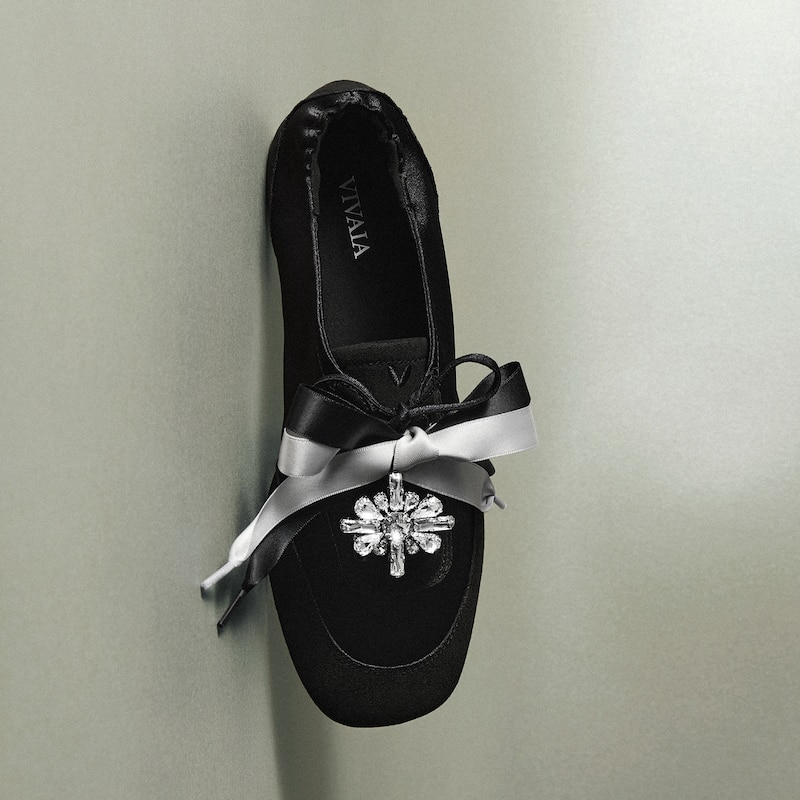 VIVAIA × NYCB Jewels Ribbon Laces & Charm Set (Seraphine), Black & Silver, one-size | VIVAIA