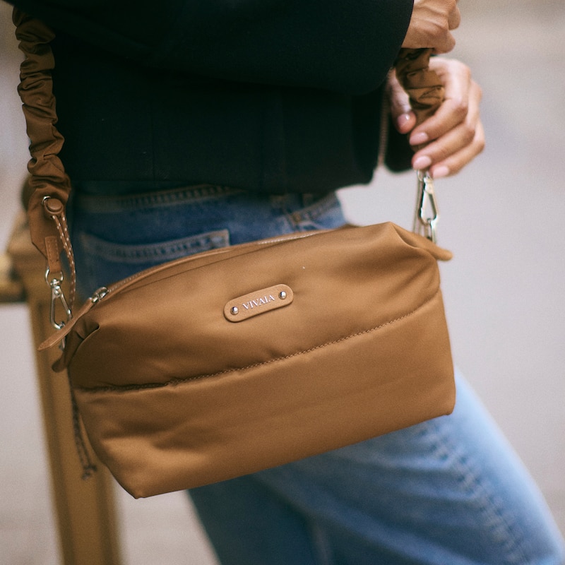 Soft Rectangular Crossbody Bag (Elyon), Dark Chestnut, one-size | VIVAIA