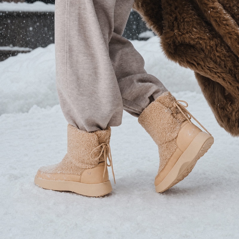 Round-Toe Waterproof Warm Boots (Fillis), LATTE, EU39 | VIVAIA