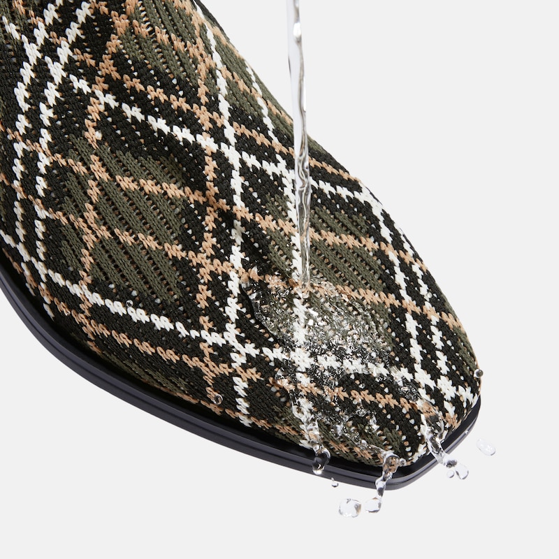 Square-Toe Slip-On Chelsea Boots (Ryan Slip-On), DARK OLIVE LINED PLAID, EU35 | VIVAIA