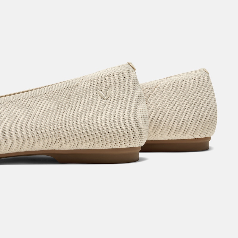 Square-Toe Margot V-Cut Flats (Margot 3.0), CREAM IVORY, EU35 | VIVAIA