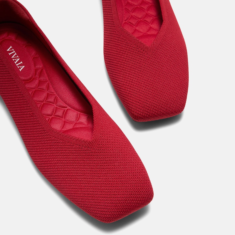Square-Toe Margot V-Cut Flats (Margot 3.0), RUBY  RED, EU38 | VIVAIA