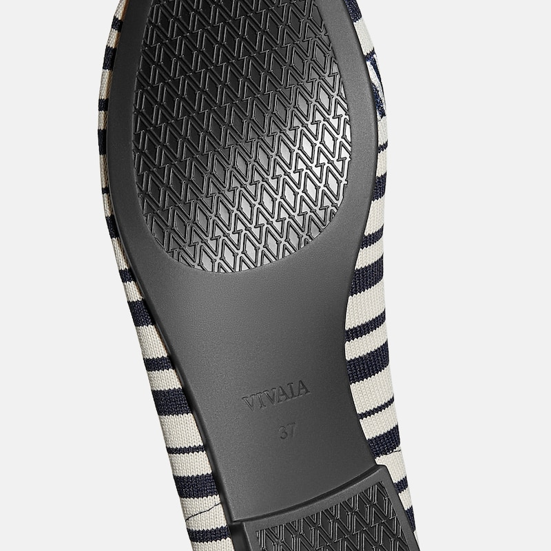 Round-Toe Embroidered Loafers (Audrey), NAVY IVORY MULTI STRIPE-DOG, EU35 | VIVAIA