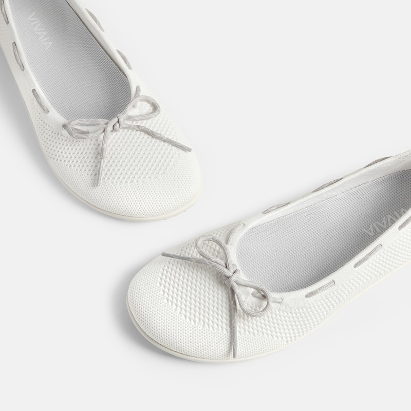 Round-Toe Barefoot Flats (Nika), WHITE, EU35 | VIVAIA