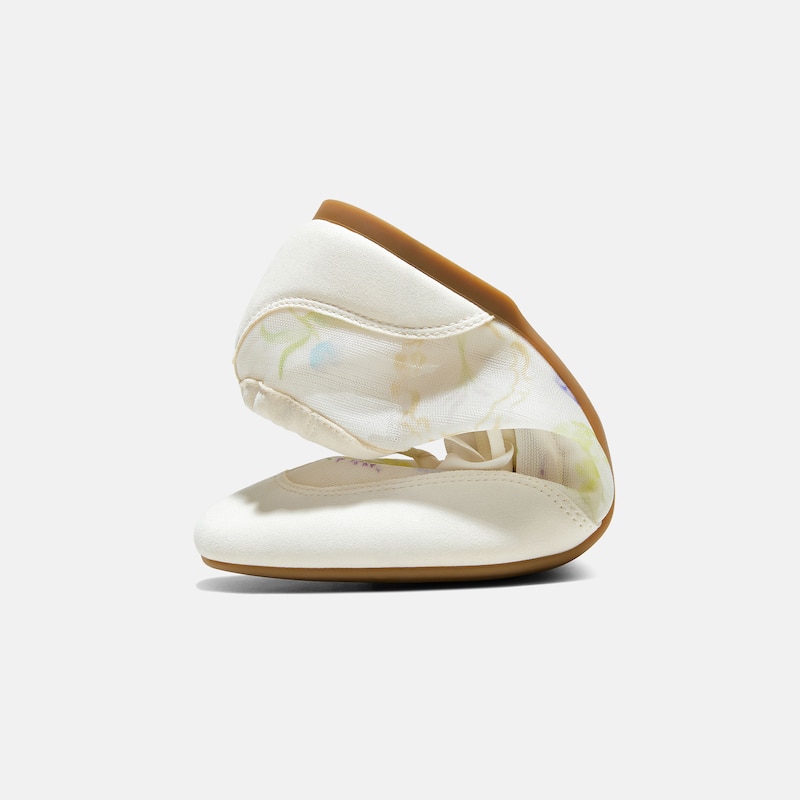 Healing Garden|Square-Toe Lace-Up Sneakerinas (Cristina), CREAM-FRENCH FLORAL Print, EU40 | VIVAIA