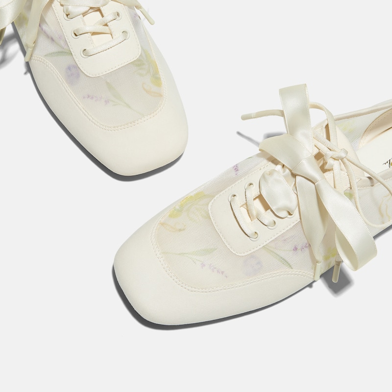 Healing Garden|Square-Toe Lace-Up Sneakerinas (Cristina), CREAM-FRENCH FLORAL Print, EU40 | VIVAIA