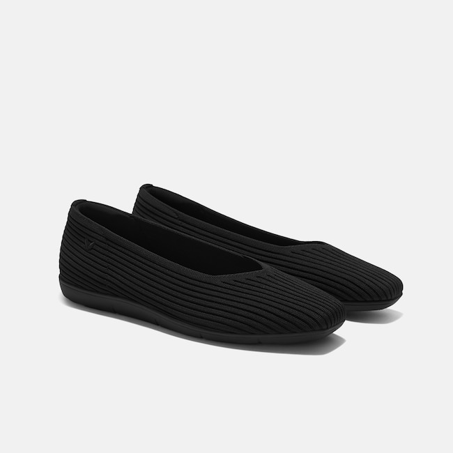 Margot Lightweight Square-Toe Flats (Margot Walker Air) - Black