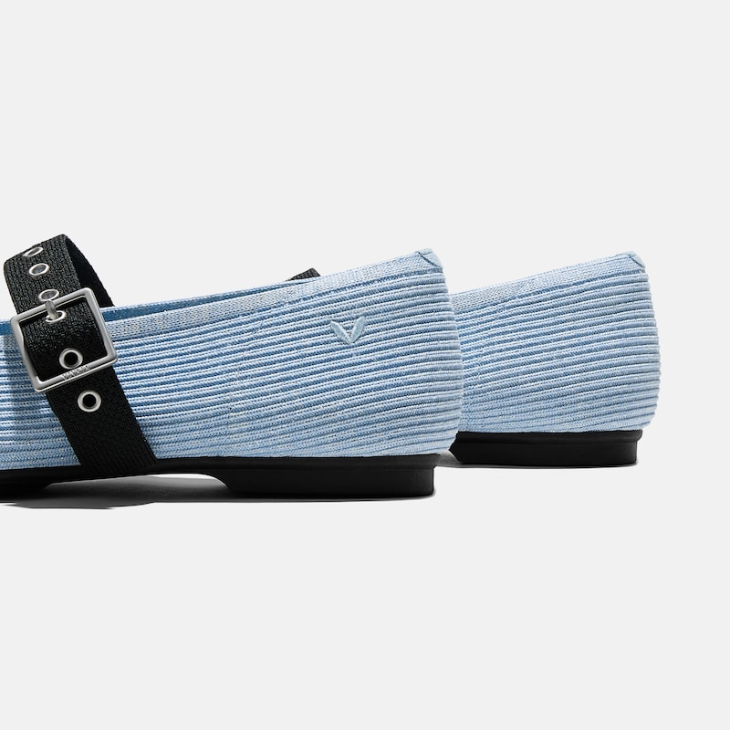 Square-Toe Margot Mary Jane 3.0 (Myriel), BABY BLUE METALLIC/BLACK, EU39.5 | VIVAIA