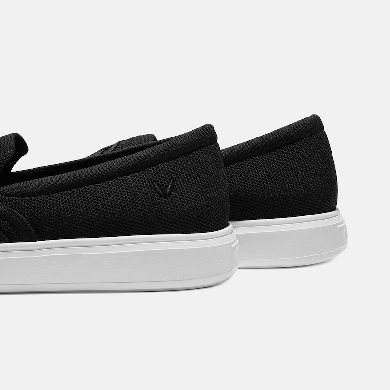 Classic Unisex Sneakers (V-Tune), Black, EU38 | VIVAIA