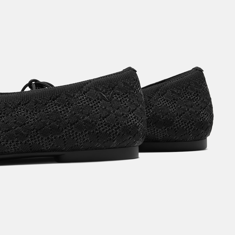 Round-Toe Lace-up Flats (Camora), Black Floral, EU38 | VIVAIA