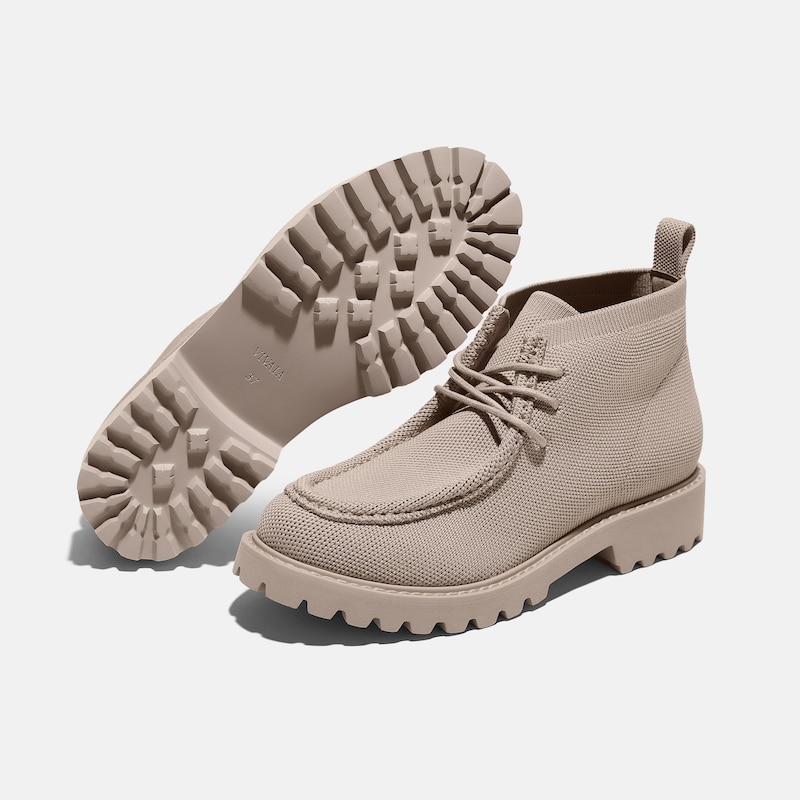 Round-Toe Lug Sole Ankle Boots (Francis), WARM TAUPE, EU38 | VIVAIA