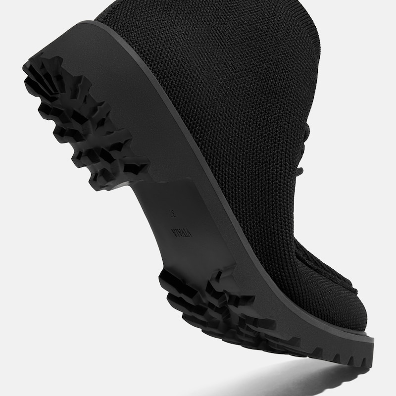 Round-Toe Lug Sole Ankle Boots (Francis), Black, EU39 | VIVAIA