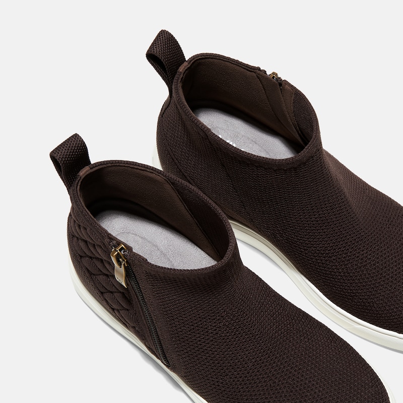 Round-Toe Hidden Wedge Sneakers (Casey), DARK CHOCOLATE, EU39 | VIVAIA
