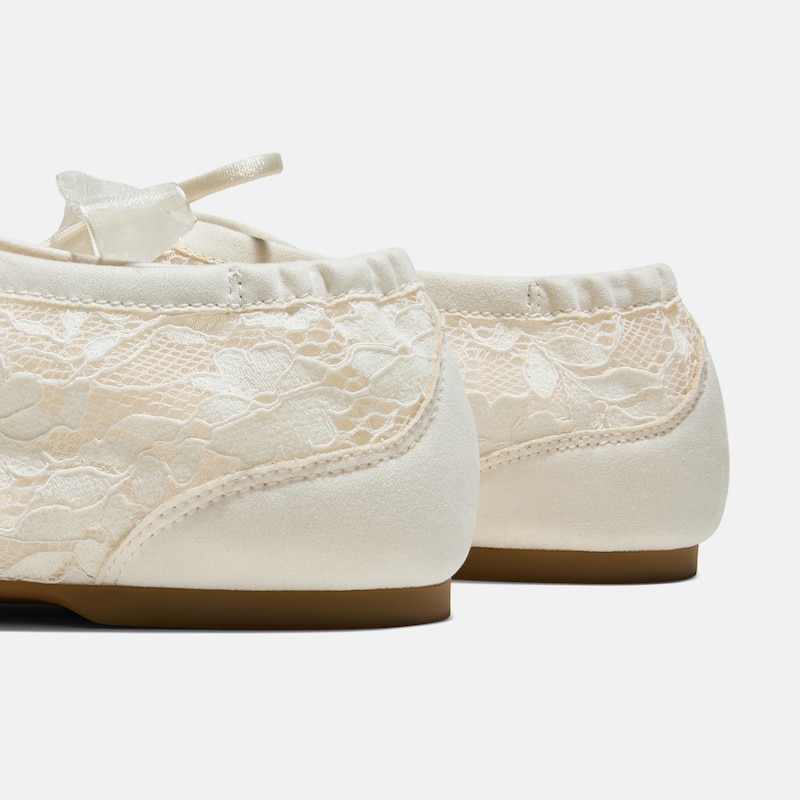 Square-Toe Lace-Up Sneakerinas (Cristina), CREAM LACE, EU40 | VIVAIA