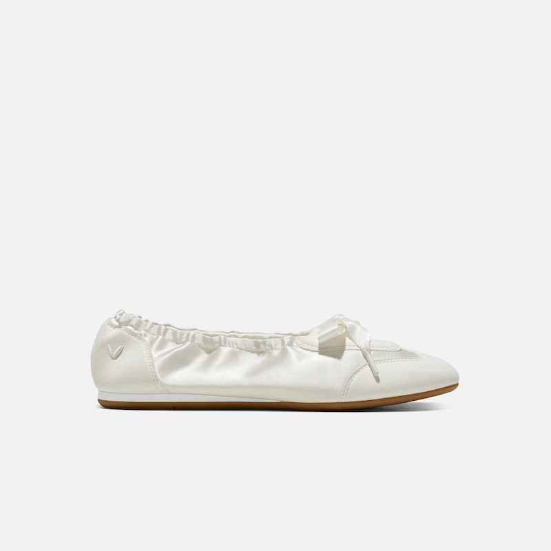 Round-Toe Satin Sneakerina (Yanka), LIGHT GOLD, EU38 | VIVAIA