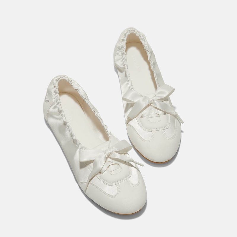 Round-Toe Satin Sneakerina (Yanka), LIGHT GOLD, EU38 | VIVAIA