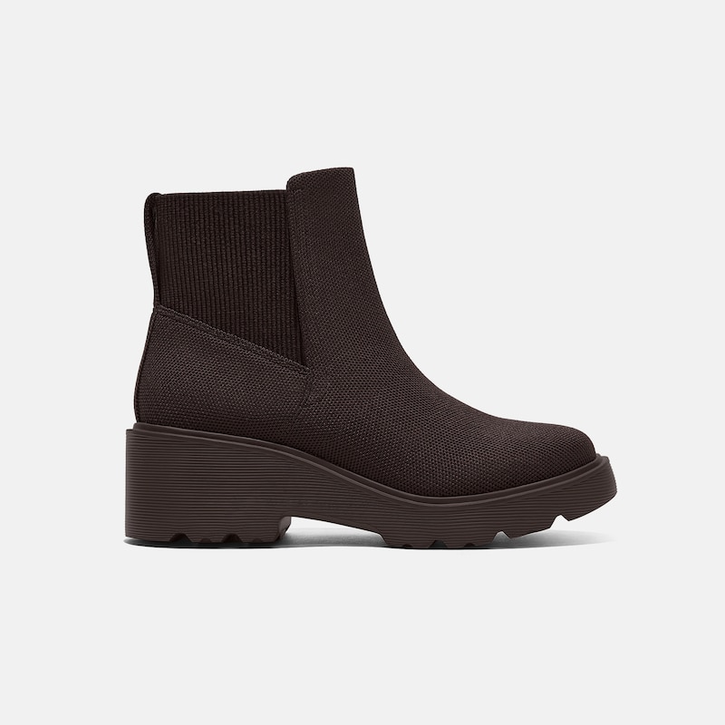 Round-Toe Chunky Platform Travel Boots (Everly), DARK CHOCOLATE, EU39 | VIVAIA
