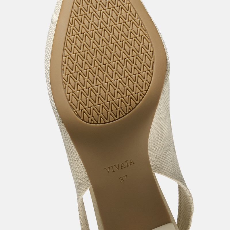 Healing Garden | Pointed-Toe Slingback Heels (Addison), PALE APRICOT FRENCH FLORAL Embroidery, EU38.5 | VIVAIA
